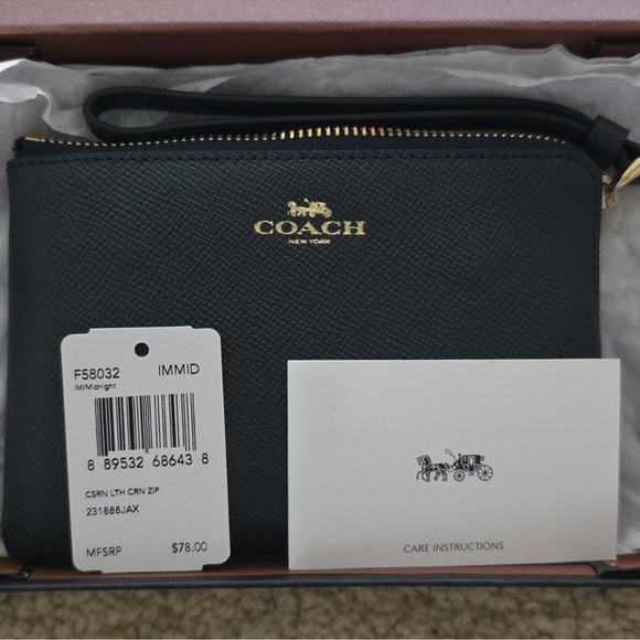 Coach Black Leather Men's Wallet - Picture 6 of 7